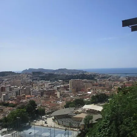 Piccolo Nido Nel Cuore Di * Cagliari